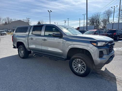 Sterling Gray Metallic 2025 Chevrolet Colorado LT