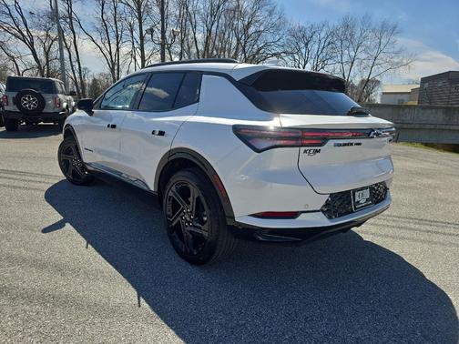 2025 Chevrolet Equinox EV RS