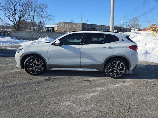Alpine White 2020 BMW X2 xDrive28i
