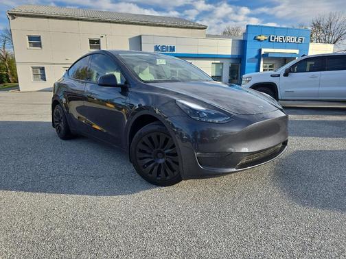 2024 Tesla Model Y Long Range Dual Motor All-Wheel Drive