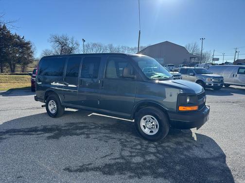 2015 Chevrolet Express 2500 LS