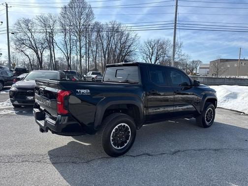 2024 Toyota Tacoma TRD Off Road