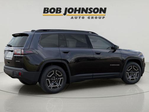 Diamond Black Crystal Pearlcoat 2026 Jeep Cherokee Limited