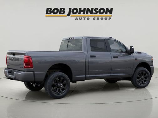 2026 RAM 3500 Big Horn Crew Cab 4x4 6'4' Box