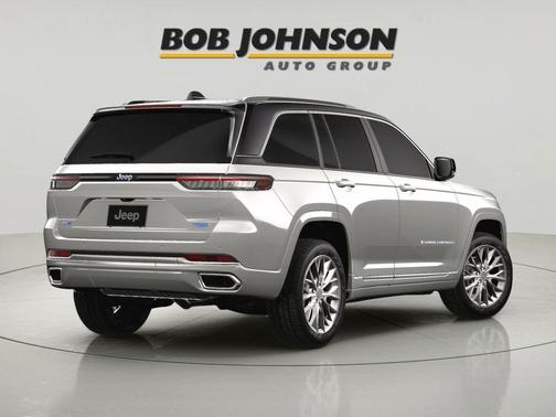 Bright White Clearcoat 2023 Jeep Grand Cherokee 4xe Summit