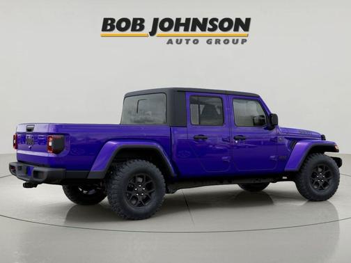 2026 Jeep Gladiator Willys 4x4