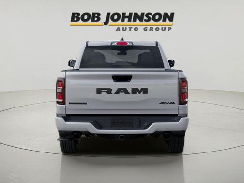 Bright White Clearcoat 2026 RAM 1500 Big Horn/Lone Star