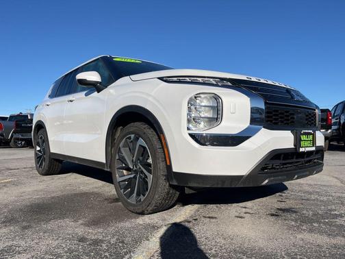 2022 Mitsubishi Outlander ES 2.5 S-AWC