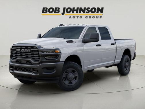 2026 RAM 2500 Tradesman Crew Cab 4x4 6'4' Box