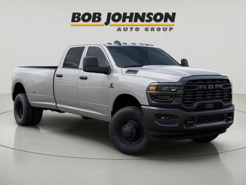 2026 RAM 3500 Tradesman Crew Cab 4x4 8' Box