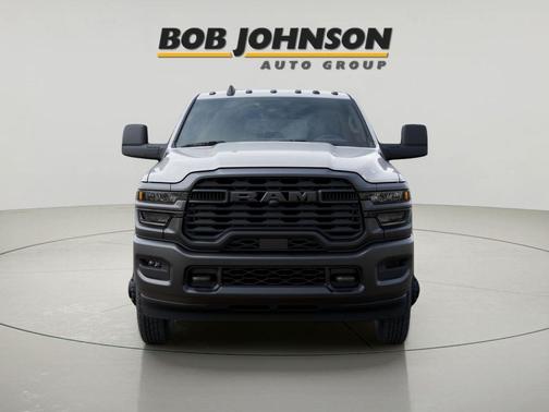 2026 RAM 3500 Tradesman Crew Cab 4x4 8' Box