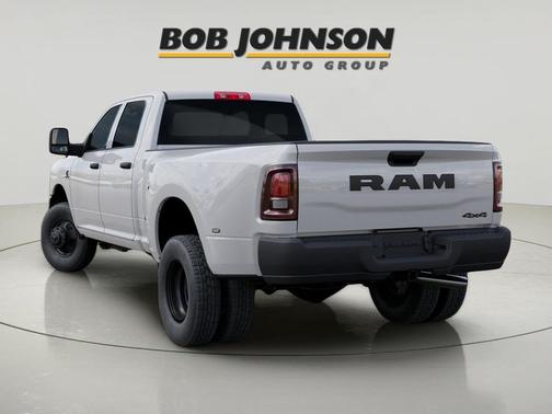 2026 RAM 3500 Tradesman Crew Cab 4x4 8' Box