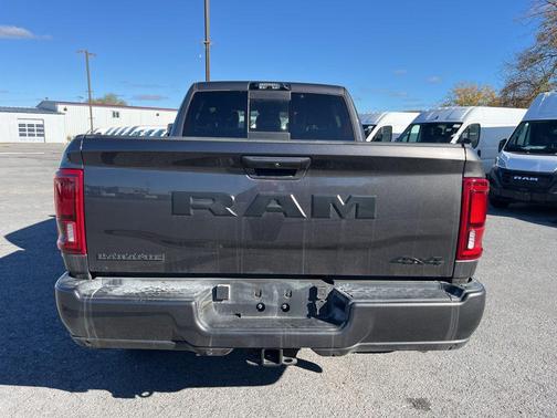 2025 RAM 2500 Laramie Crew Cab 4x4 6'4' Box