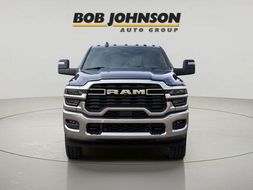 2026 RAM 2500 Tradesman Crew Cab 4x4 6'4' Box