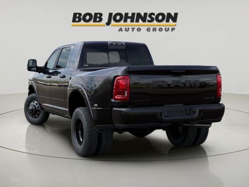 2025 RAM 3500 Limited Mega Cab 4x4 6'4' Box