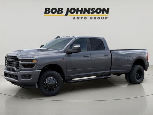 Ceramic Gray Clearcoat 2026 RAM 3500 Laramie Crew Cab 4x4 8' Box