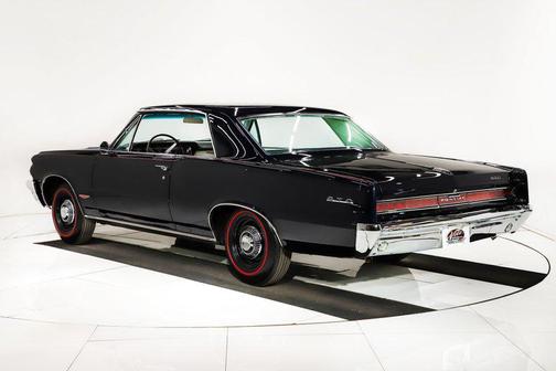 1964 Pontiac GTO 
