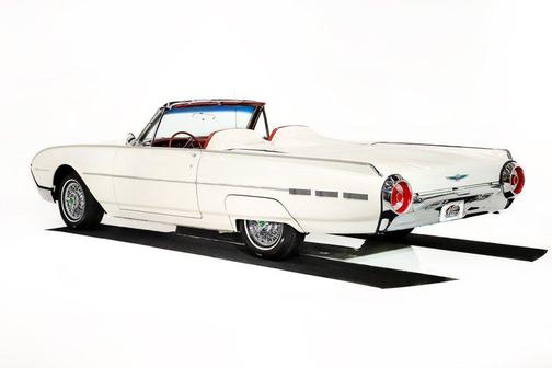 1962 Ford Thunderbird Base