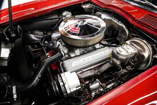 Marlboro Maroon 1967 Chevrolet Corvette Base