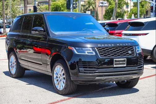 Black 2021 Land Rover Range Rover SWB