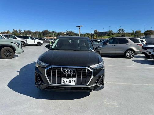 2022 Audi Q3 45 S line Premium
