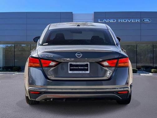 2025 Nissan Altima S FWD