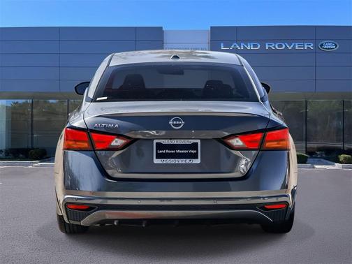 2025 Nissan Altima S FWD