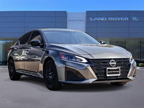 2025 Nissan Altima S FWD