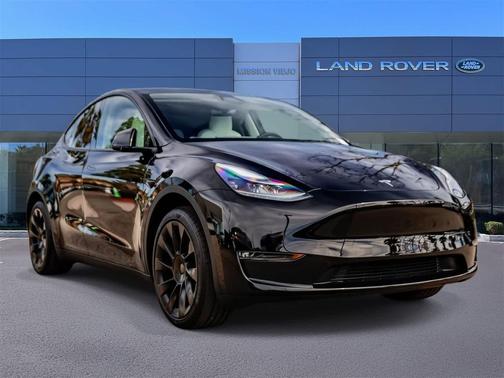 2025 Tesla Model Y Long Range Dual Motor All-Wheel Drive