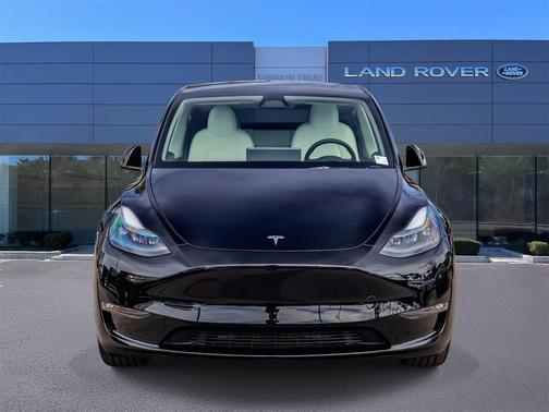 2025 Tesla Model Y Long Range Dual Motor All-Wheel Drive