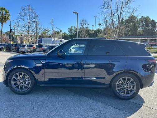 2023 Land Rover Range Rover Sport SE