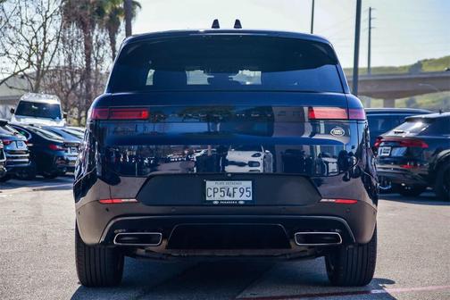 2023 Land Rover Range Rover Sport SE