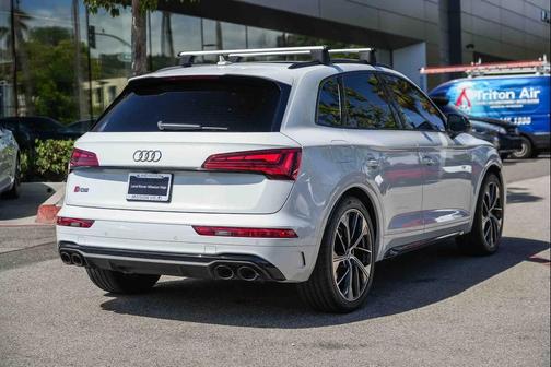 Glacier White Metallic 2021 Audi SQ5 3.0T Premium Plus