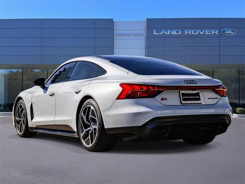 2024 Audi RS e-tron GT quattro