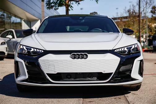 2024 Audi RS e-tron GT quattro