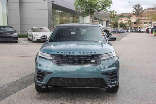 2026 Land Rover Range Rover Velar P250 SE R-Dynamic