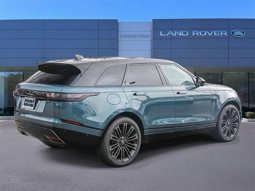 2026 Land Rover Range Rover Velar P250 SE R-Dynamic