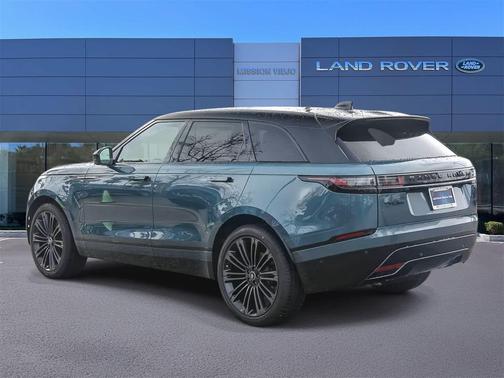 2026 Land Rover Range Rover Velar P250 SE R-Dynamic