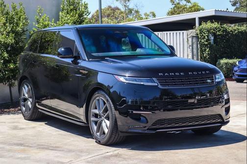 Santorini Black Metallic 2024 Land Rover Range Rover Sport SE