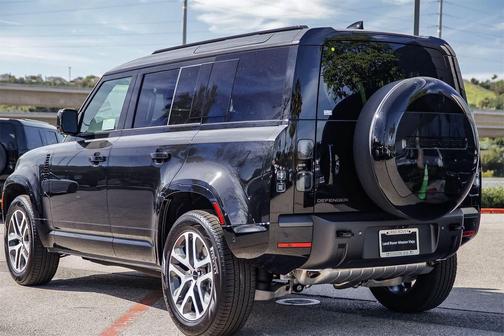 2026 Land Rover Defender P400 X-Dynamic SE