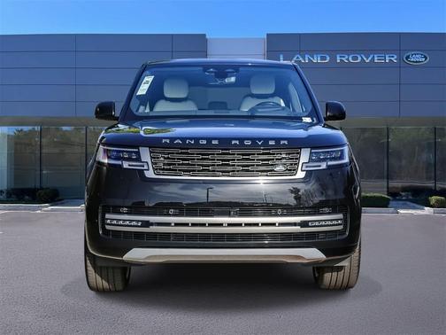 2026 Land Rover Range Rover P400 SE