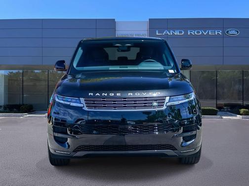 Santorini Black Metallic 2026 Land Rover Range Rover Sport SE