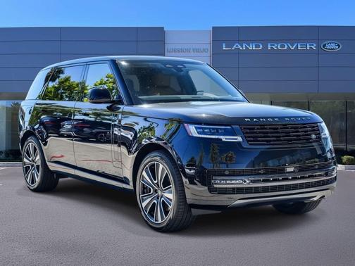 Black 2026 Land Rover Range Rover P400 SE 7 Seat