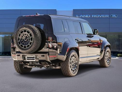 Narvik Black 2026 Land Rover Defender P635 OCTA Black