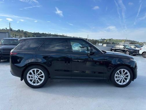 2025 Land Rover Range Rover Sport P360 S