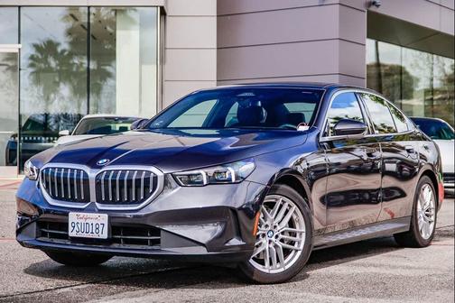 2025 BMW 530 xDrive