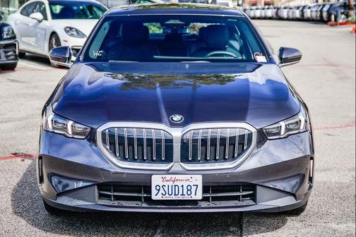2025 BMW 530 xDrive