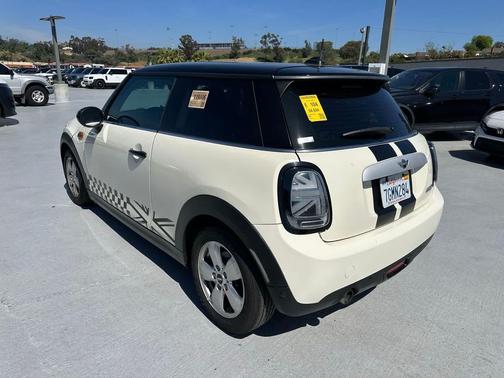 2014 MINI Hardtop Cooper
