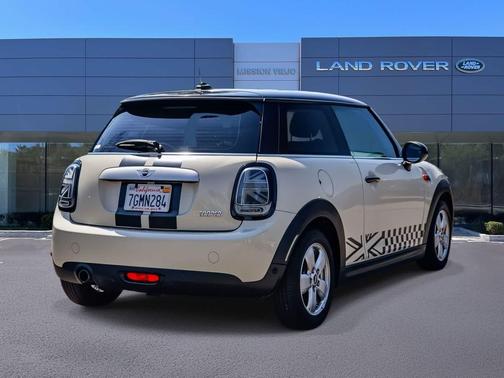 2014 MINI Hardtop Cooper