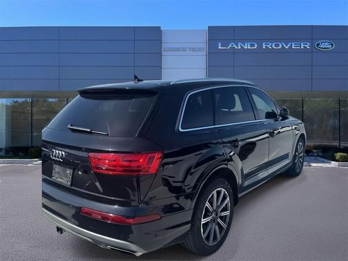 2019 Audi Q7 55 Premium Plus